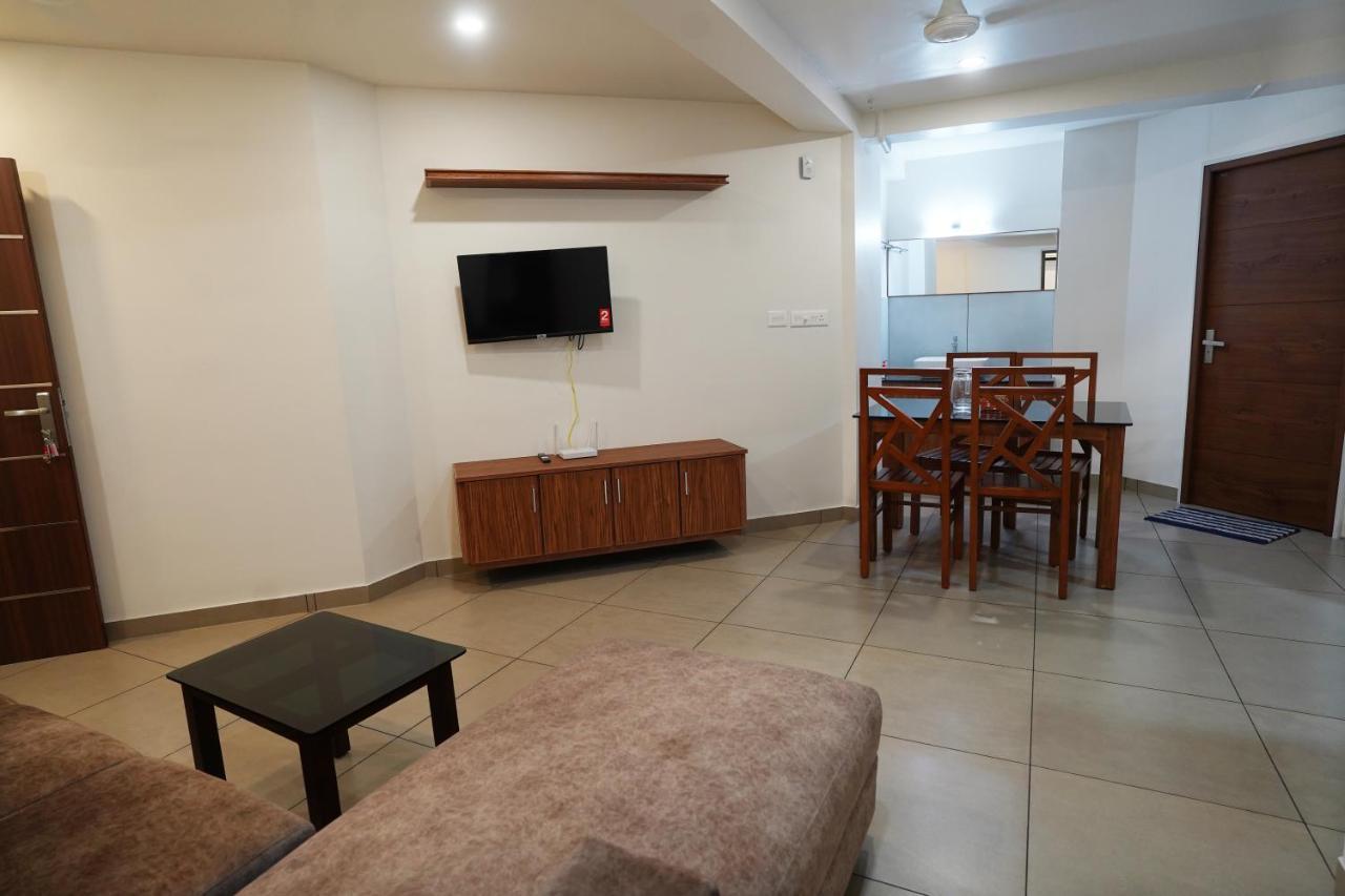 Kadampanattu'S Homestay Kochi Exterior photo